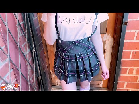 ❤️ Школачы Сосут анын Дик терең жана трахает ордуна класстар. ️ Порно боюнча порно ky.porn-93.ru ❌